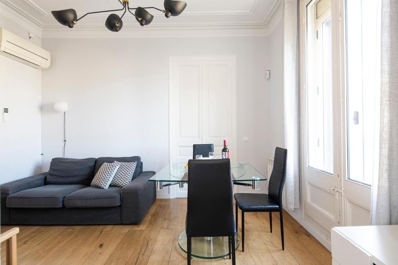 Ferienwohnung AB Arago Eixample Barcelona Exterior foto