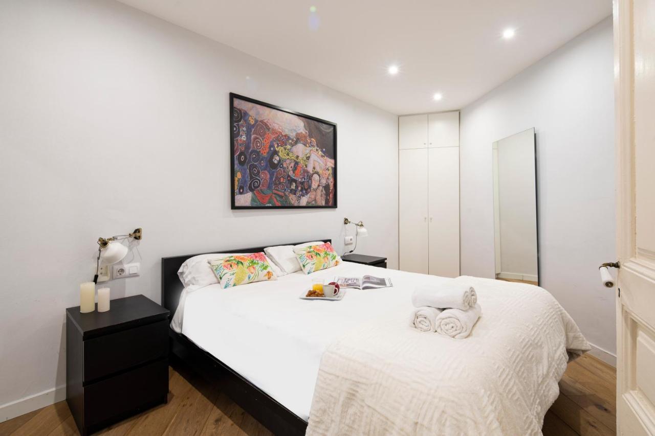 Ferienwohnung AB Arago Eixample Barcelona Exterior foto